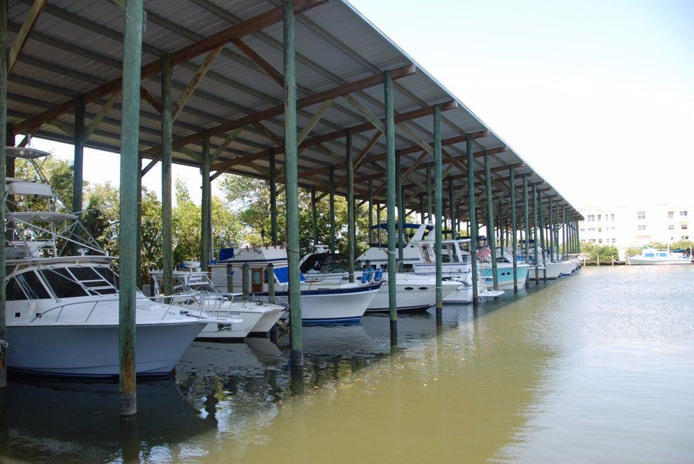 Casey Key Marina: 482 Blackburn Point Rd, Osprey, FL 34229